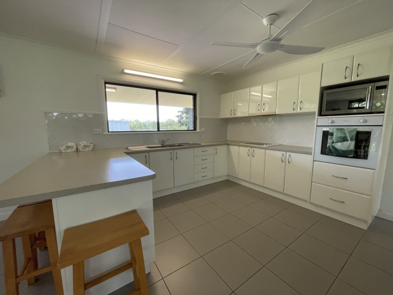 110 Jaffa Rd, El Arish QLD 4855
