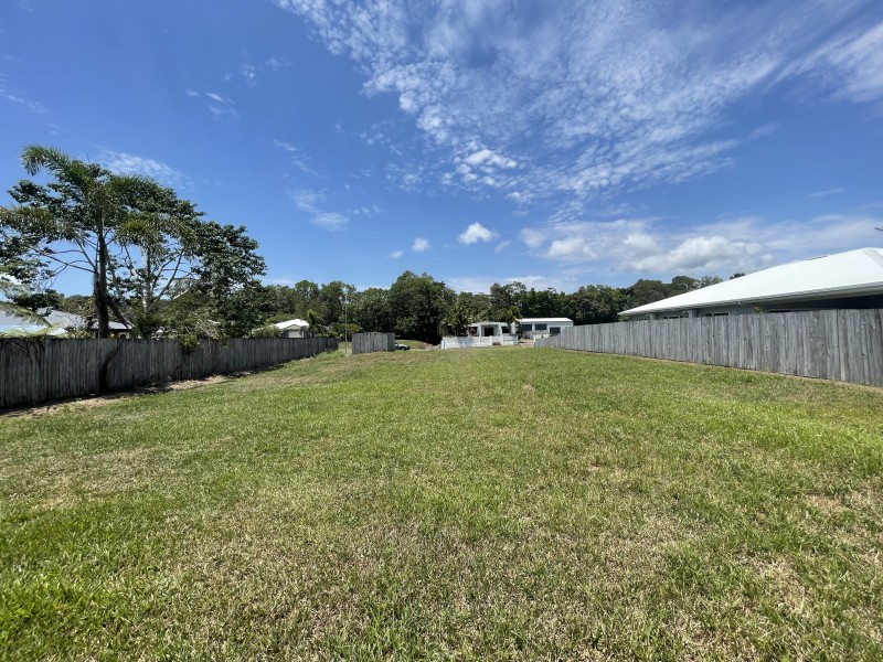 12 Spinnaker Street, South Mission Beach QLD 4852