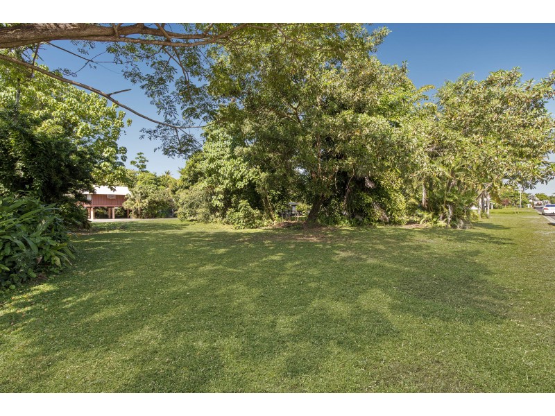 35 Porter Prom, Mission Beach QLD 4852