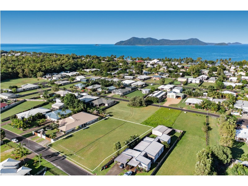 18-20 Mariner Drive, South Mission Beach QLD 4852