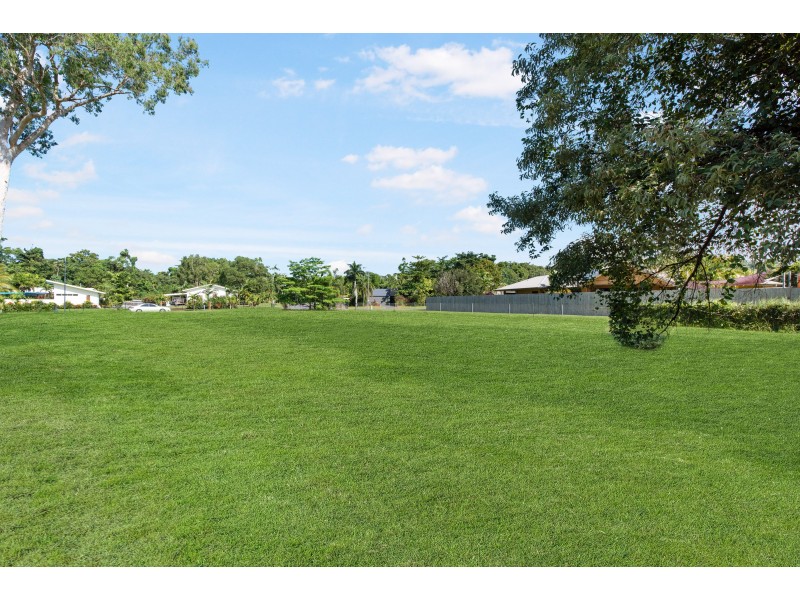 23 Sanctuary Cres, Wongaling Beach QLD 4852