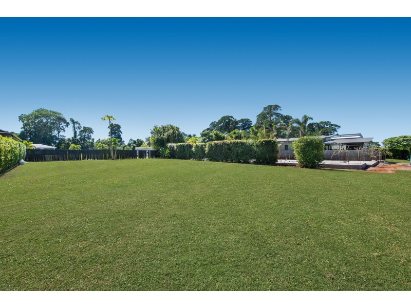 26 Rise Cres, Mission Beach QLD 4852