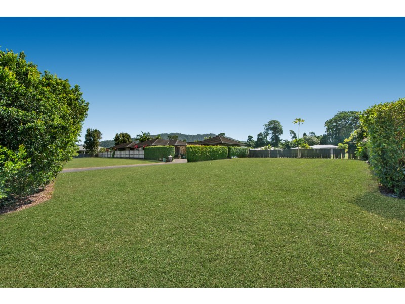 26 Rise Cres, Mission Beach QLD 4852