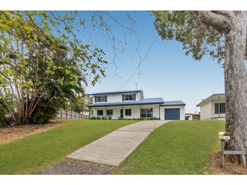 10 Kennedy Esp, South Mission Beach QLD 4852