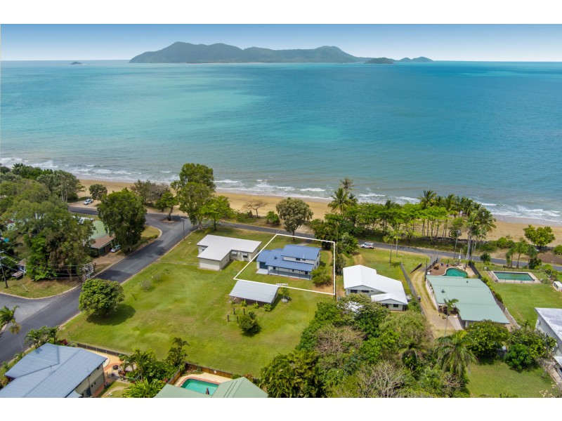 10 Kennedy Esp, South Mission Beach QLD 4852