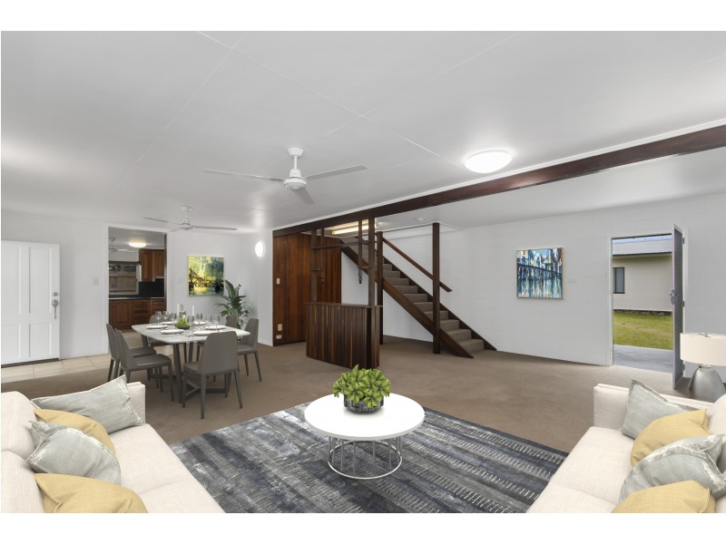 10 Kennedy Esp, South Mission Beach QLD 4852