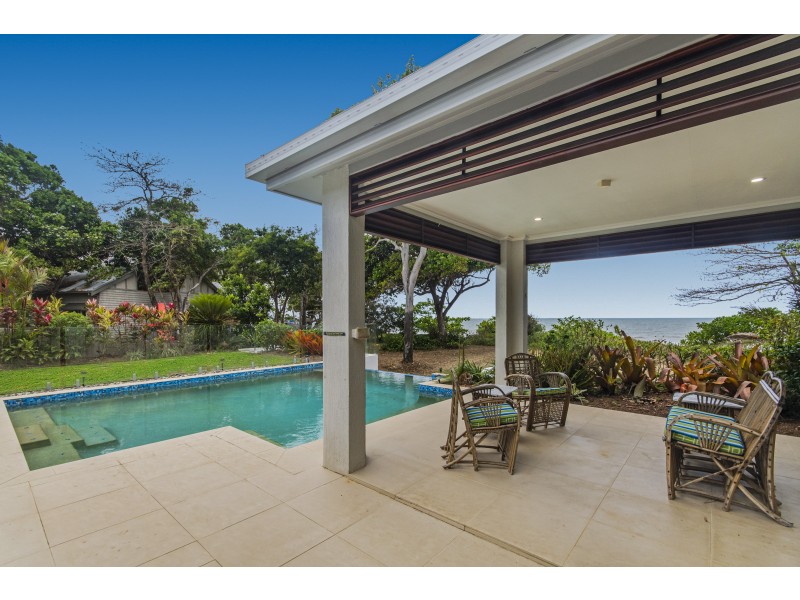2D Reid Rd, Wongaling Beach QLD 4852