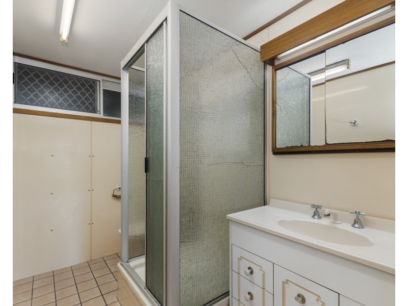 2 Porter Prom, Mission Beach QLD 4852