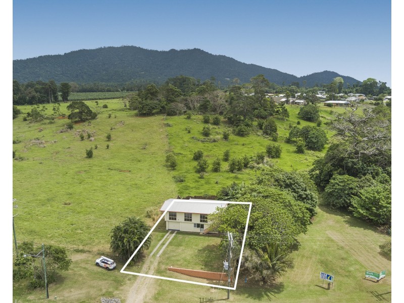 2 Porter Prom, Mission Beach QLD 4852