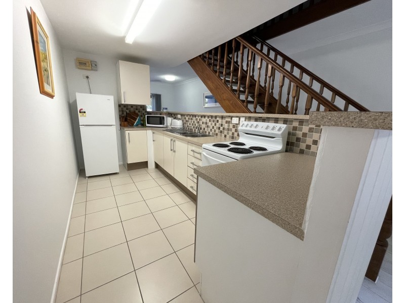 Unit 2/58-60 Porter Prom, Mission Beach QLD 4852