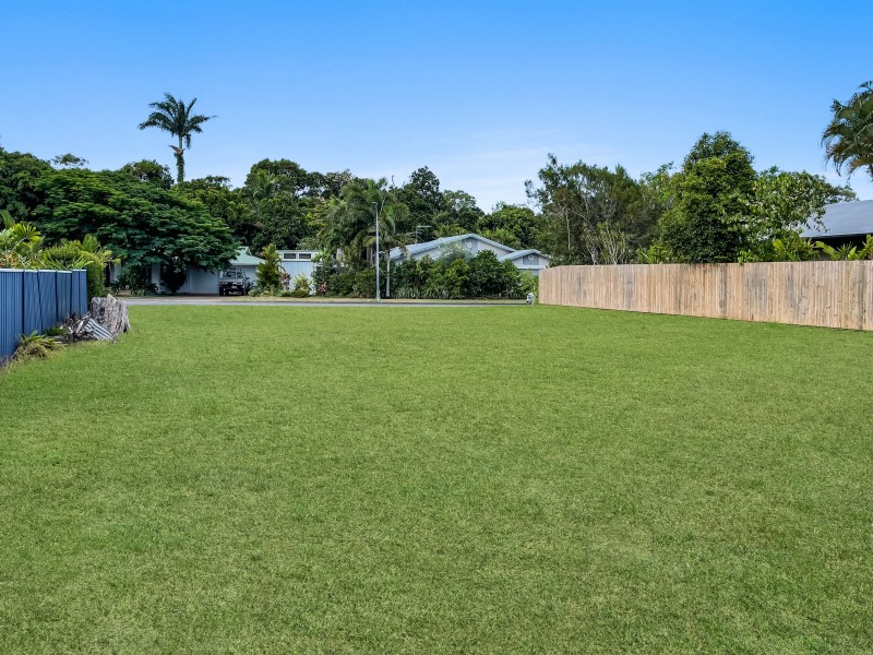 20 Conch Street, Mission Beach QLD 4852