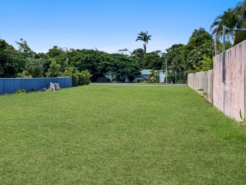 20 Conch Street, Mission Beach QLD 4852