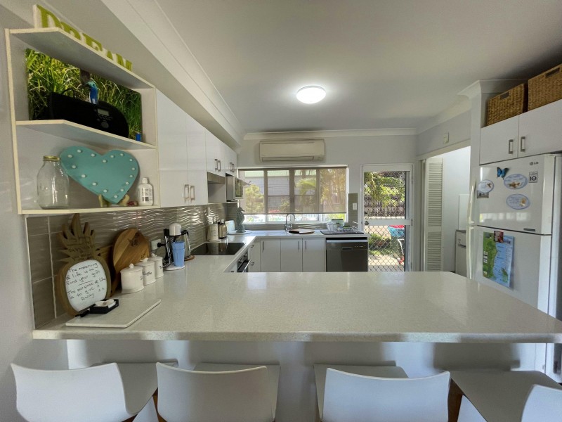 Unit 1/4 Hilliar St, Wongaling Beach QLD 4852