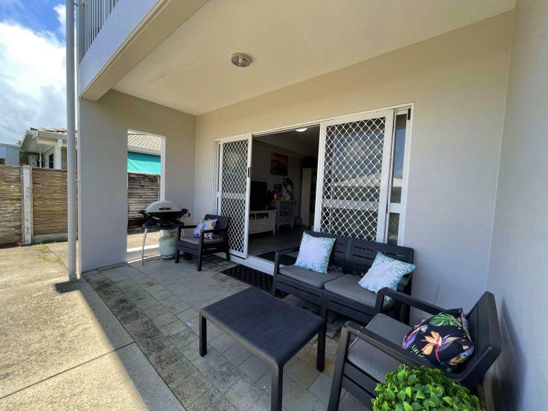 Unit 1/4 Hilliar St, Wongaling Beach QLD 4852