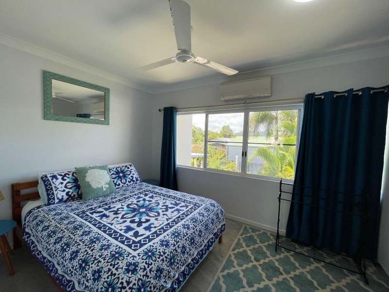 Unit 1/4 Hilliar St, Wongaling Beach QLD 4852