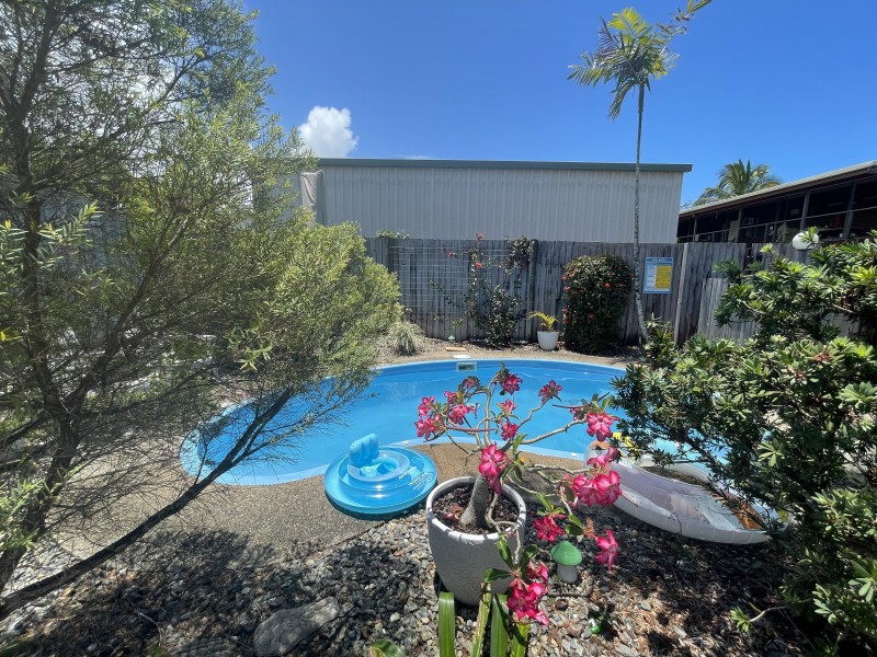 Unit 1/4 Hilliar St, Wongaling Beach QLD 4852