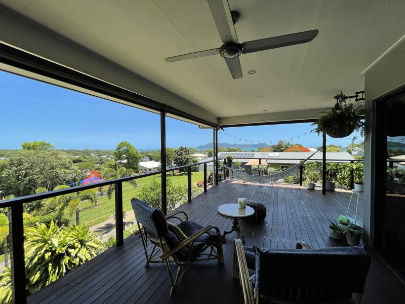 11 Riverside Tce, South Mission Beach QLD 4852