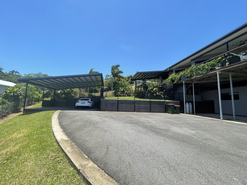 11 Riverside Tce, South Mission Beach QLD 4852