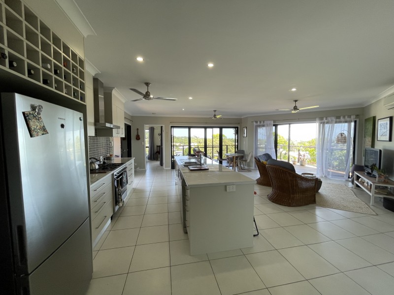 11 Riverside Tce, South Mission Beach QLD 4852