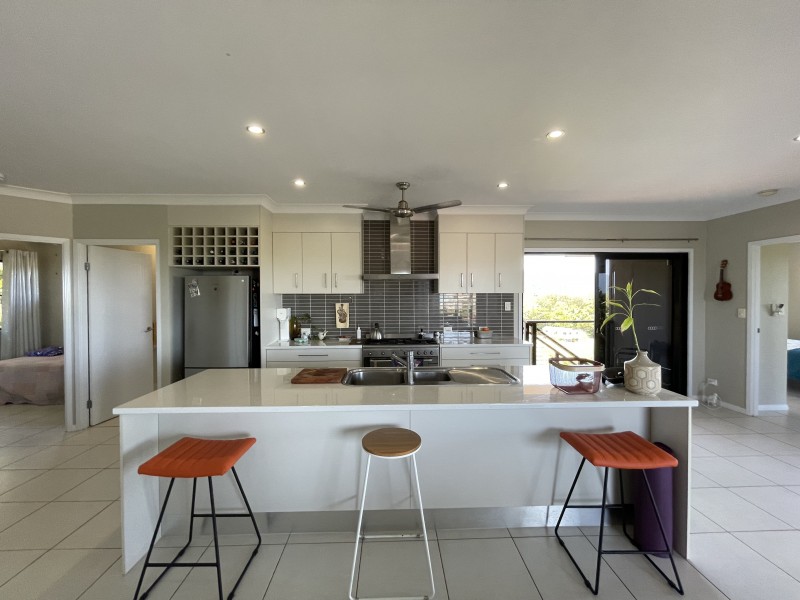 11 Riverside Tce, South Mission Beach QLD 4852