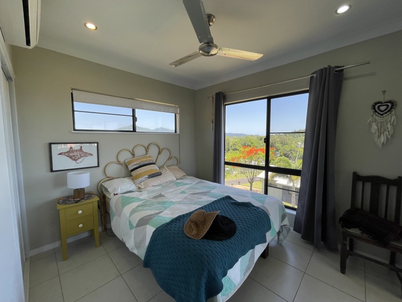 11 Riverside Tce, South Mission Beach QLD 4852