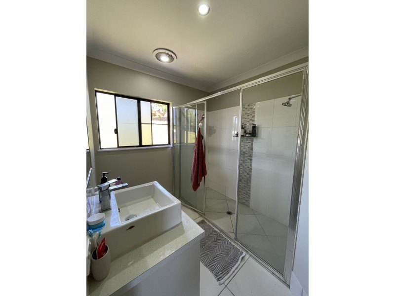 11 Riverside Tce, South Mission Beach QLD 4852