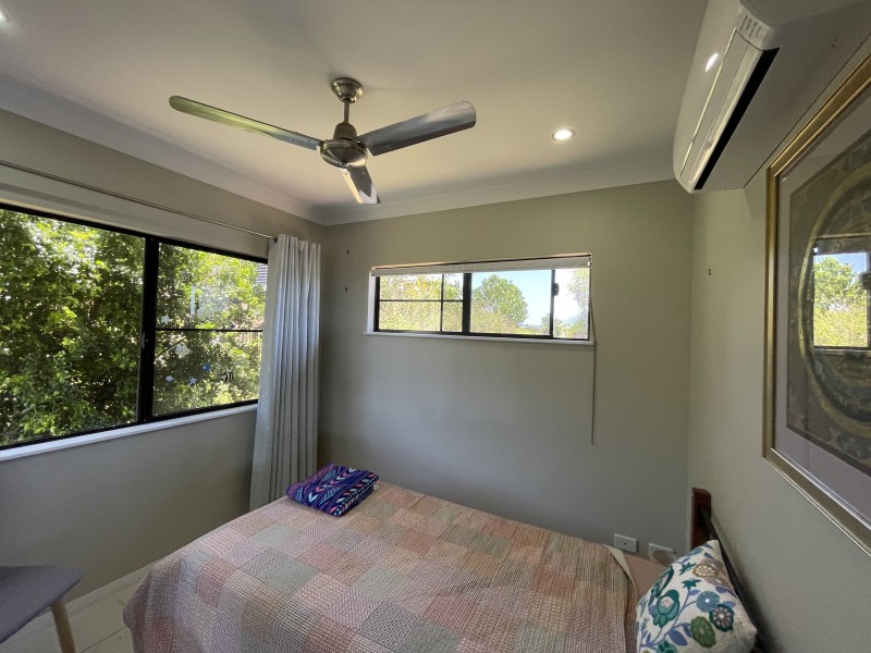 11 Riverside Tce, South Mission Beach QLD 4852