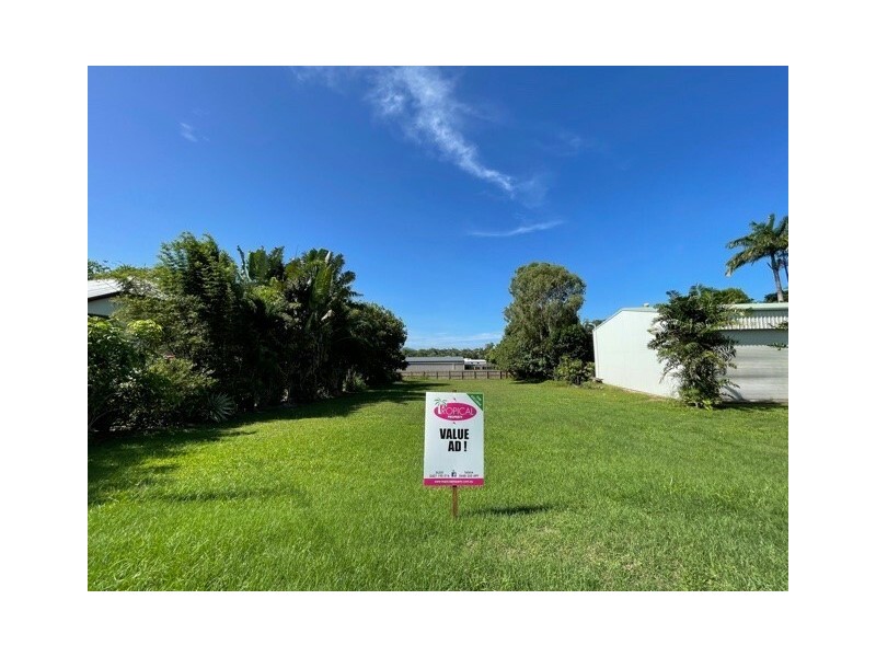 2 Jackey Jackey St, South Mission Beach QLD 4852
