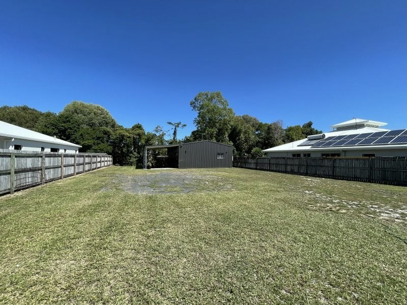 8 Clipper Ct, South Mission Beach QLD 4852