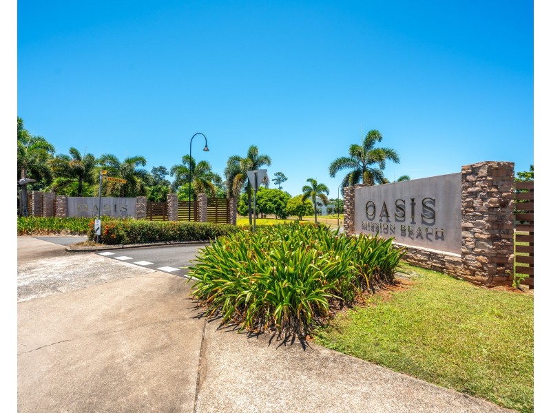 2 Lani Cl, Mission Beach QLD 4852