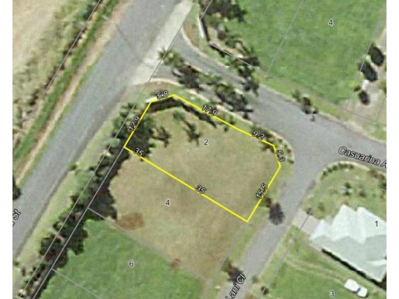 2 Lani Cl, Mission Beach QLD 4852