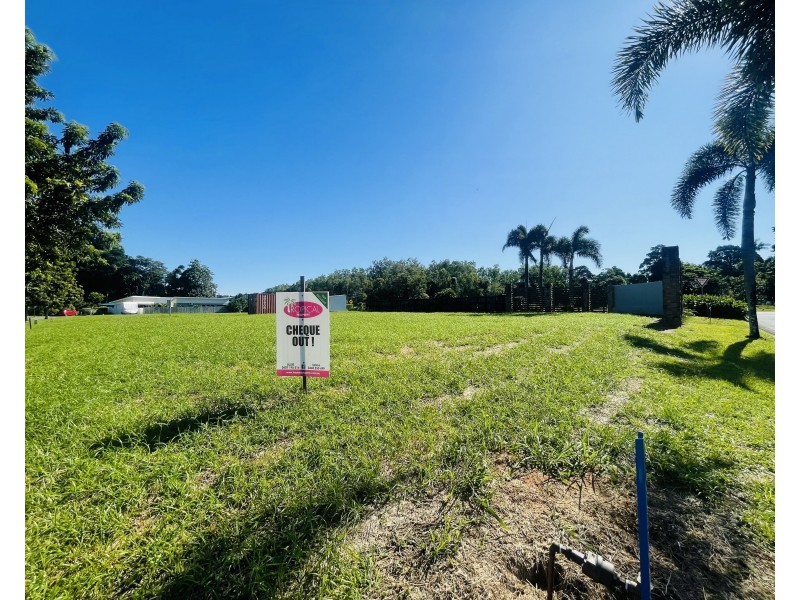 2 Lani Cl, Mission Beach QLD 4852