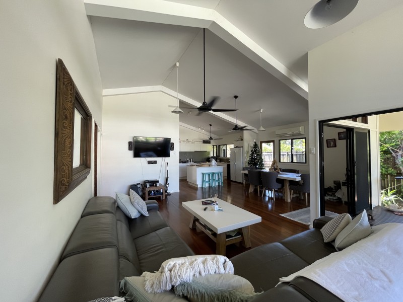 23 Buccaneer St, South Mission Beach QLD 4852
