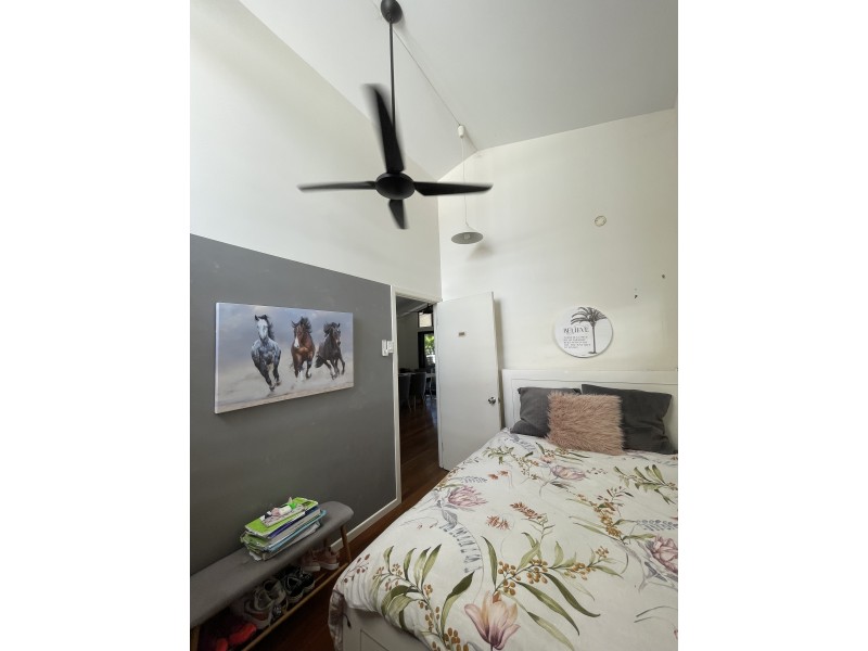 23 Buccaneer St, South Mission Beach QLD 4852