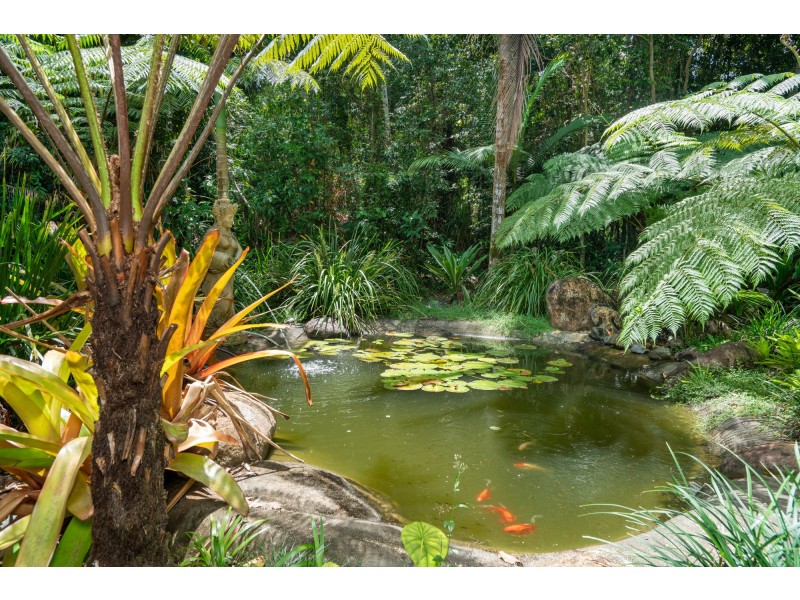 10 South Maria Creek Close, Mission Beach QLD 4852
