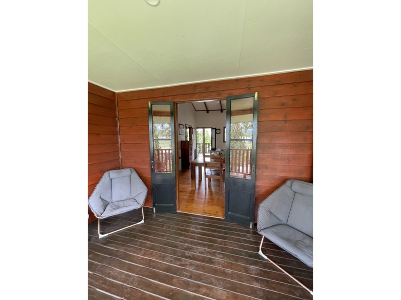 27 Buccaneer St, South Mission Beach QLD 4852