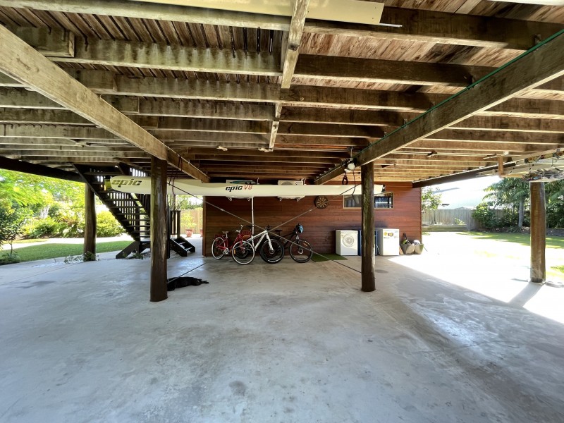 27 Buccaneer St, South Mission Beach QLD 4852