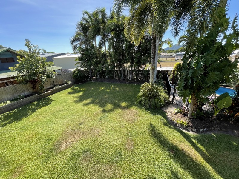 27 Buccaneer St, South Mission Beach QLD 4852