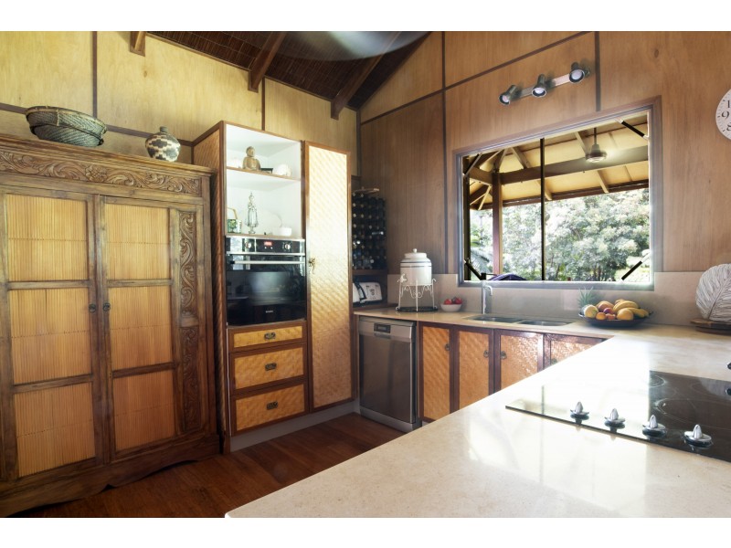 2/627 Bingil Bay Road, Bingil Bay QLD 4852
