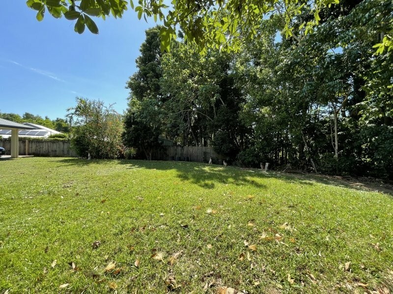 2 Kootooloo Cl, Wongaling Beach QLD 4852
