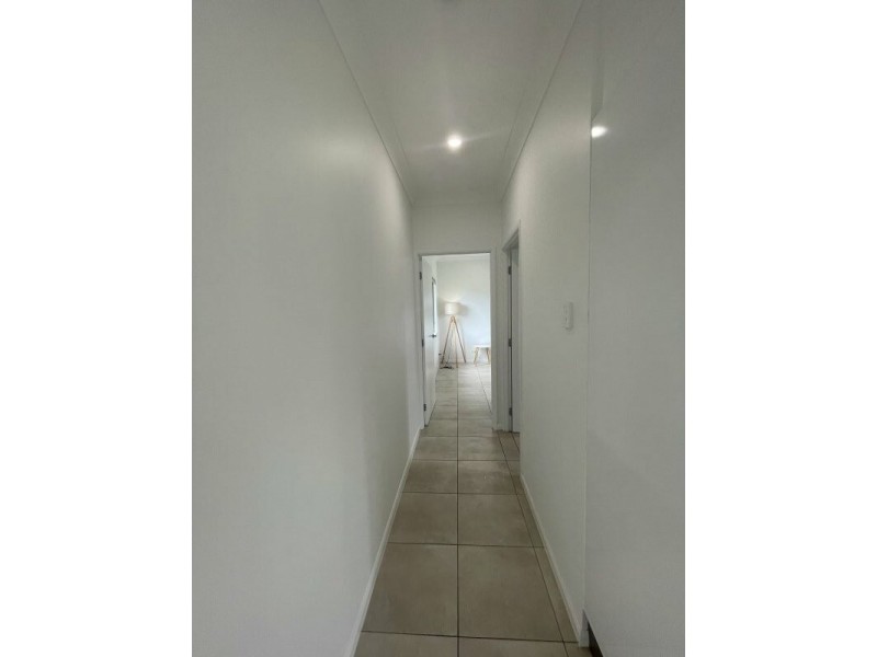 25 Shelly Ct, Mission Beach QLD 4852