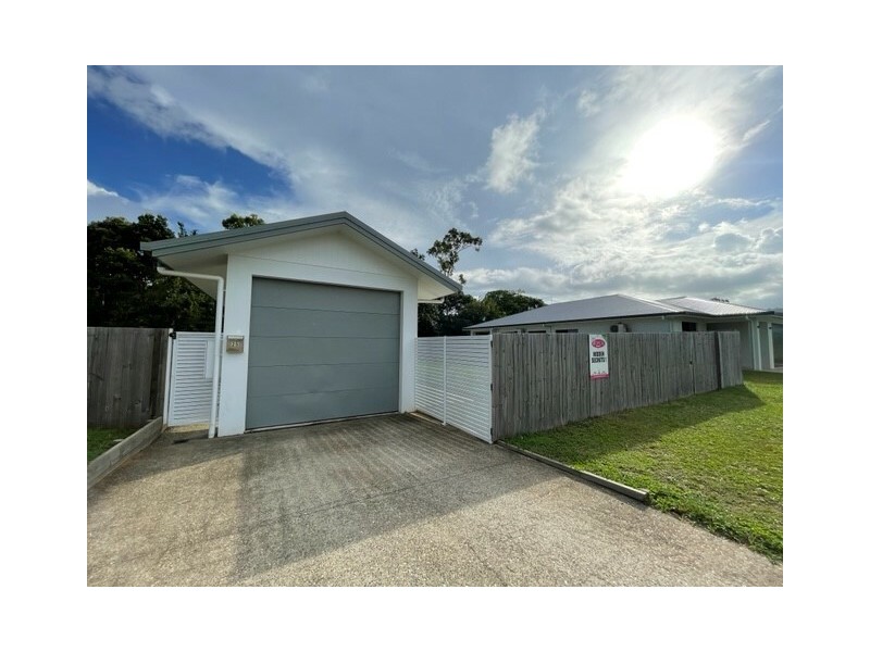 25 Shelly Ct, Mission Beach QLD 4852