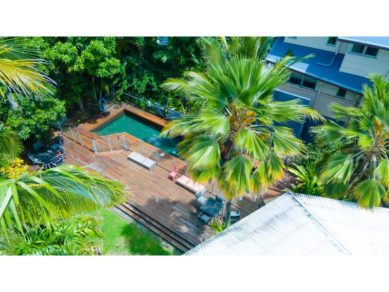 52 Marine Pde, Mission Beach QLD 4852