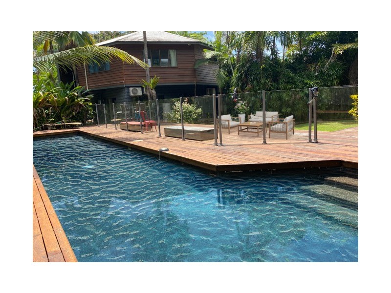 52 Marine Pde, Mission Beach QLD 4852