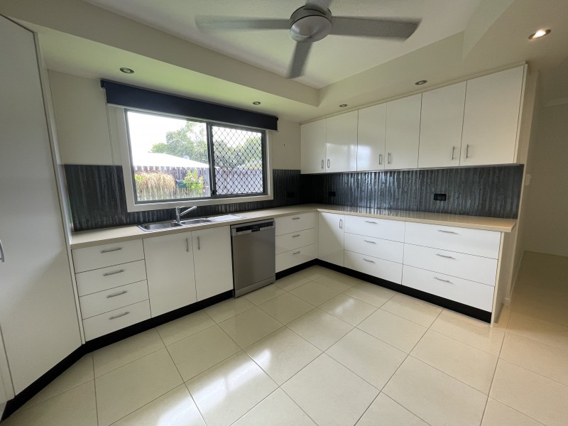 6 Clipper Ct, South Mission Beach QLD 4852