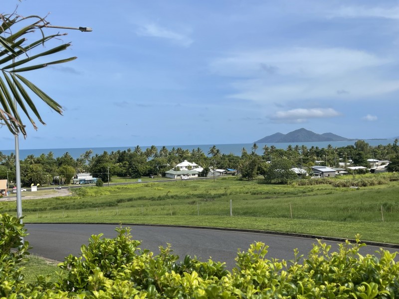 3 Rise Cres, Mission Beach QLD 4852