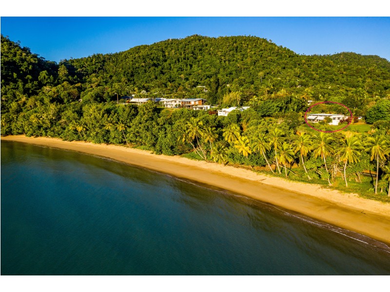 10 Cutten St, Bingil Bay QLD 4852