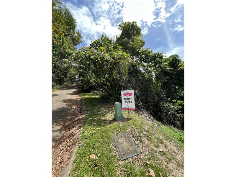 34 Campbell Tce, South Mission Beach QLD 4852