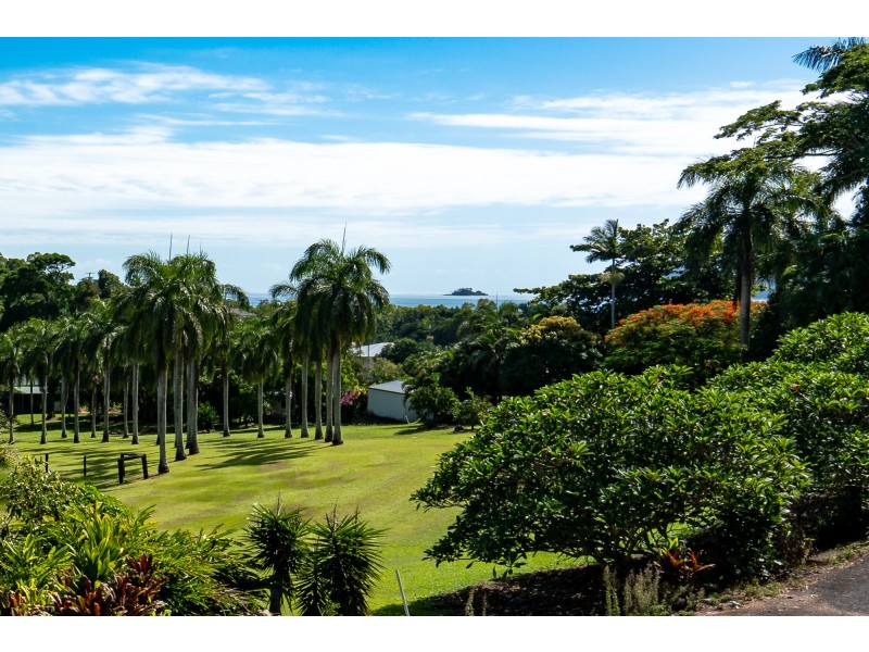 46 The Boulevard, South Mission Beach QLD 4852