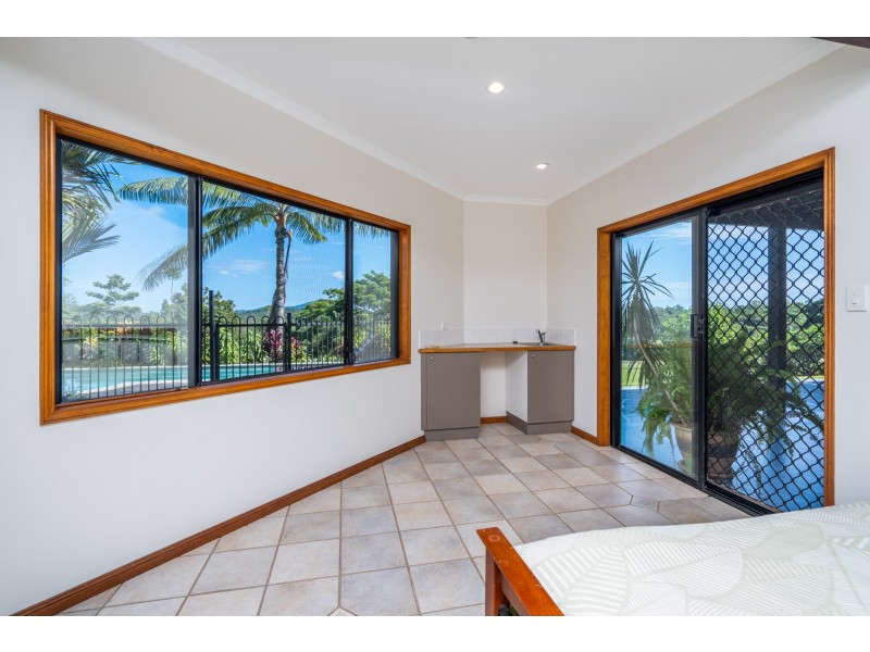 46 The Boulevard, South Mission Beach QLD 4852